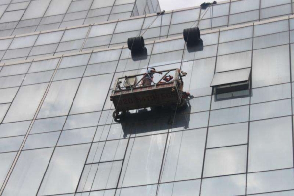 赤峰玻璃打膠廠家電話地址查詢-第1張圖片