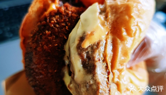 赤峰市漢堡外賣店地址電話號碼-第1張圖片