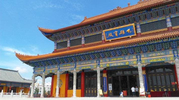 赤峰寶峰招待所電話號(hào)碼-第1張圖片