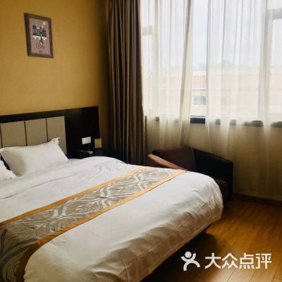 赤峰錦怡酒店電話號(hào)碼多少號(hào)-第1張圖片