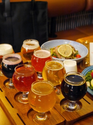 赤峰百元小酒館電話號碼-第1張圖片