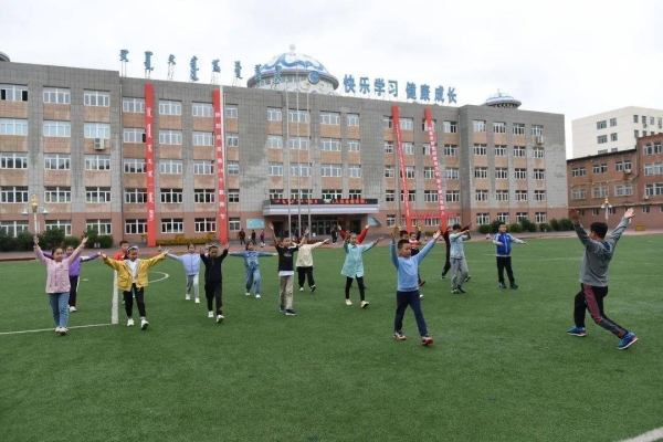 赤峰五三小學(xué)-第1張圖片