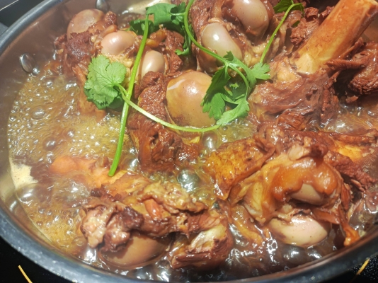 赤峰長青街羊棒骨店電話號碼-第1張圖片