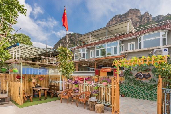 赤峰花果山農(nóng)家院電話是多少-第1張圖片