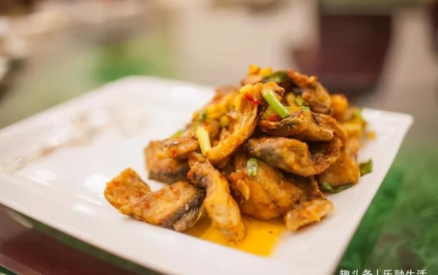 赤峰好吃的華子魚店電話號(hào)碼-第1張圖片