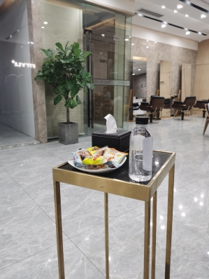 赤峰大刀刮臉剪發(fā)電話多少啊-第1張圖片