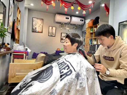 赤峰至尊美發(fā)店電話多少號-第1張圖片