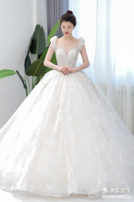 赤峰紅山萬達(dá)禮服館電話號(hào)碼-第1張圖片