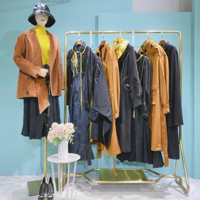 赤峰西西里女裝批發(fā)電話號(hào)碼-第1張圖片