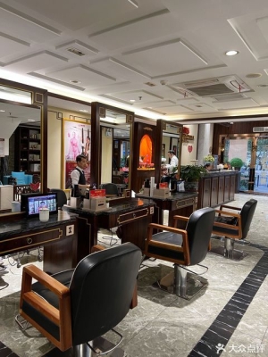 赤峰瑞麗美發(fā)店電話多少號(hào)-第1張圖片