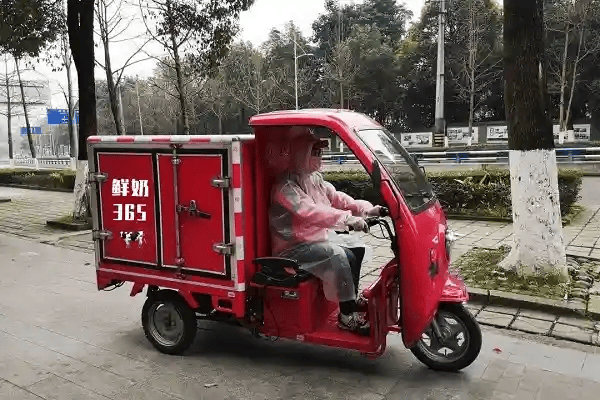 赤峰三元鮮奶配送電話號(hào)碼-第1張圖片