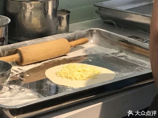 赤峰榴蓮餅店電話號(hào)碼多少號(hào)-第1張圖片