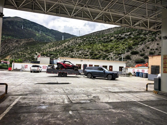 赤峰拖板車(chē)電話(huà)-第1張圖片