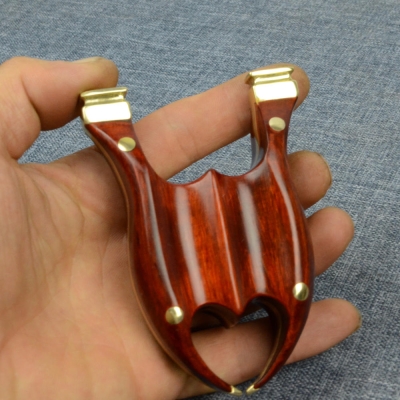 赤峰市實木彈弓廠家電話號碼-第1張圖片