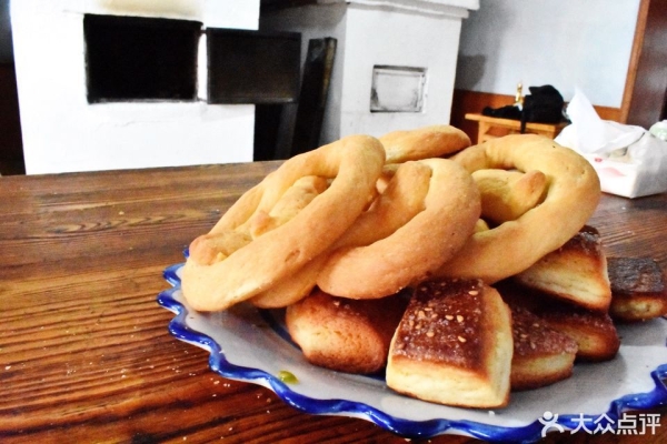 赤峰喜利來圣誕餅干店電話號(hào)碼-第1張圖片