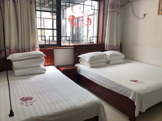 赤峰莊園農(nóng)家院電話多少號(hào)-第1張圖片