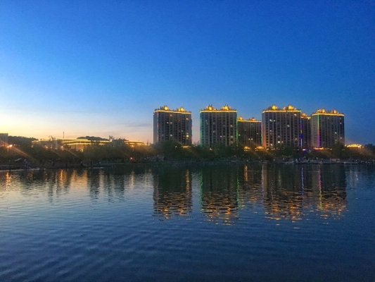 赤峰市巴林左旗鞋店電話號碼-第1張圖片