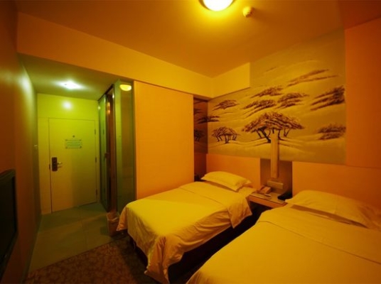 赤峰市區(qū)附近游泳館電話號碼-第1張圖片