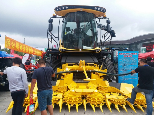 赤峰賣收割機(jī)的電話號(hào)碼-第1張圖片