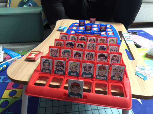 赤峰賣卡牌玩具電話號碼是多少-第1張圖片