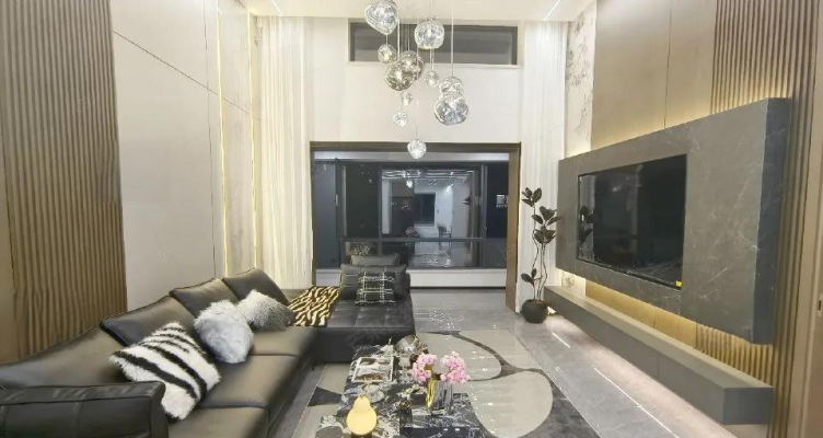 赤峰賣頂帶閣樓的房子電話號(hào)碼-第1張圖片