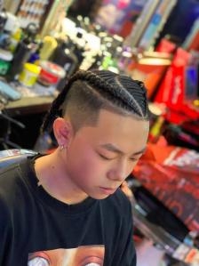 赤峰臟辮美發(fā)店地址電話號(hào)碼-第1張圖片