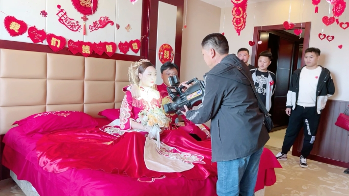 赤峰市娜娜服裝店電話號碼-第1張圖片