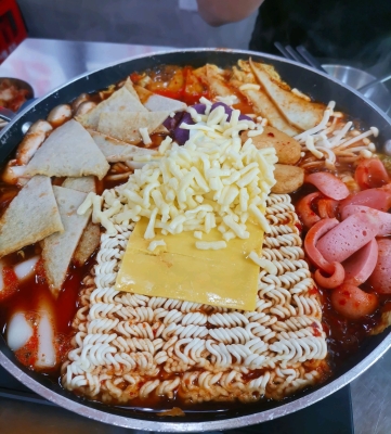 赤峰市韓劇餐廳電話多少號(hào)-第1張圖片