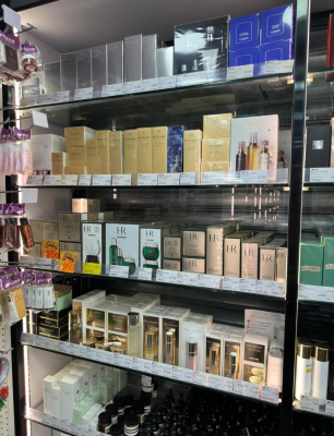 赤峰化妝品賣貨電話是多少號-第1張圖片