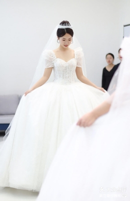 赤峰麻豆女裝批發(fā)電話號(hào)碼查詢-第1張圖片