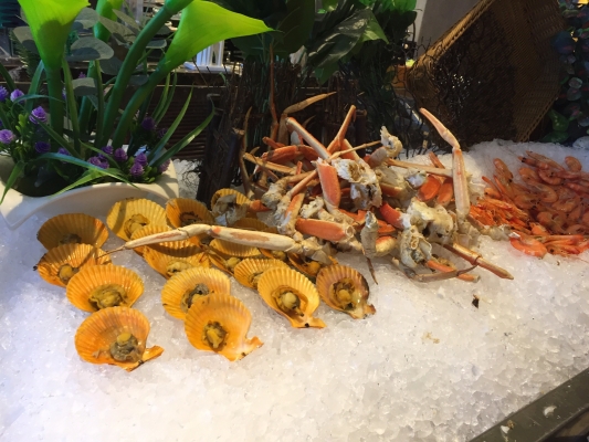 赤峰旋轉(zhuǎn)自助餐團購電話號碼-第1張圖片