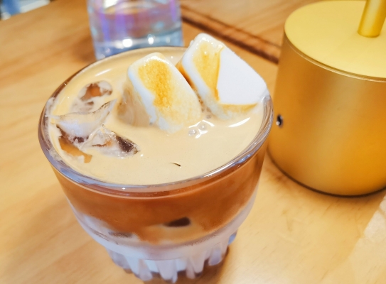 赤峰奶磚咖啡店電話地址查詢-第1張圖片