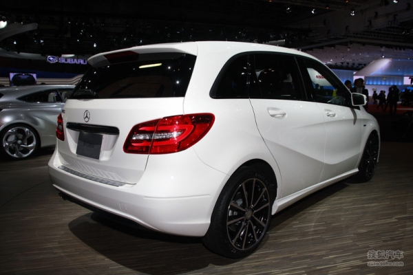 赤峰市奔馳b級售后電話號碼-第1張圖片