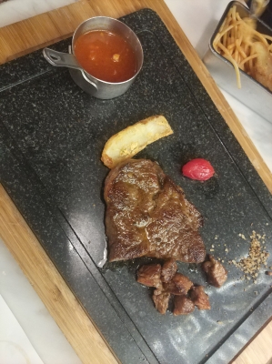 赤峰西西里西餐廳電話號(hào)碼-第1張圖片