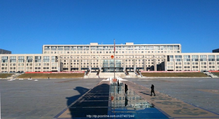 赤峰玉龍服務(wù)站電話號碼是多少-第1張圖片