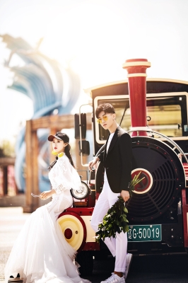 赤峰周邊賣婚紗店電話號(hào)碼-第1張圖片