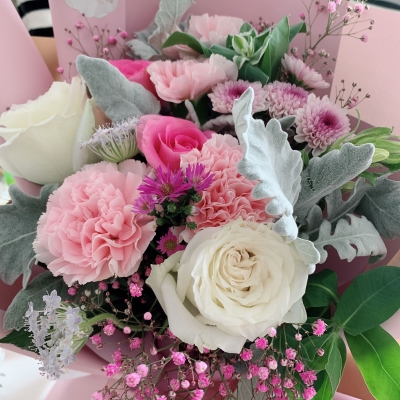 赤峰花店美團(tuán)電話地址是多少號(hào)-第1張圖片