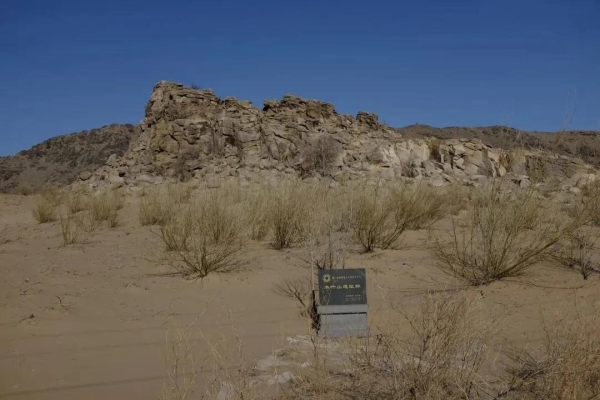 赤峰蒙古搏克醫(yī)院電話是多少號(hào)-第1張圖片