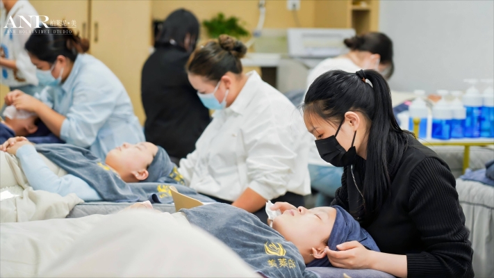 赤峰美甲美睫培訓(xùn)學(xué)校-第1張圖片