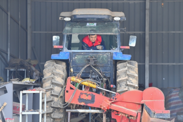 赤峰市農(nóng)機(jī)修理電話號(hào)碼是多少-第1張圖片