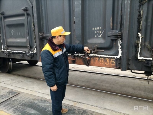 赤峰裝卸工集裝箱電話號(hào)碼-第1張圖片