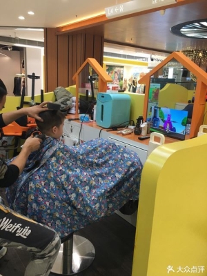 赤峰精度精剪理發(fā)店電話號(hào)碼-第1張圖片