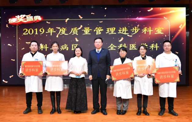 赤峰腎科主任是誰(shuí)啊電話是多少-第1張圖片