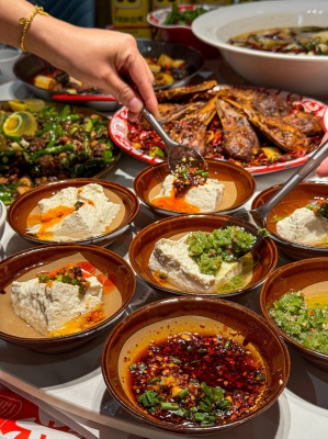 赤峰老鄧川菜館電話地址查詢-第1張圖片