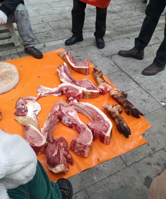 赤峰市賣豬肉根哥電話號(hào)碼-第1張圖片