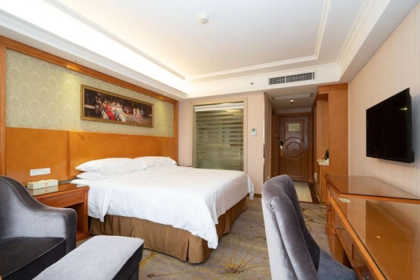 赤峰瓦滋獵人酒店電話多少號(hào)-第1張圖片