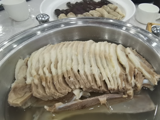 赤峰元郎服裝店地址電話號碼-第1張圖片