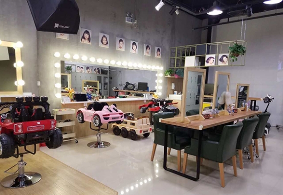 赤峰拉風(fēng)理發(fā)店電話號碼多少-第1張圖片