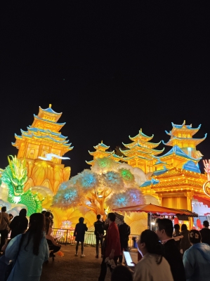 赤峰幻影燈會電話號碼是多少啊-第1張圖片