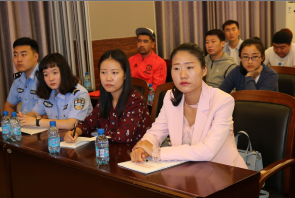 赤峰輕騎兵服務(wù)中心電話號(hào)碼-第1張圖片